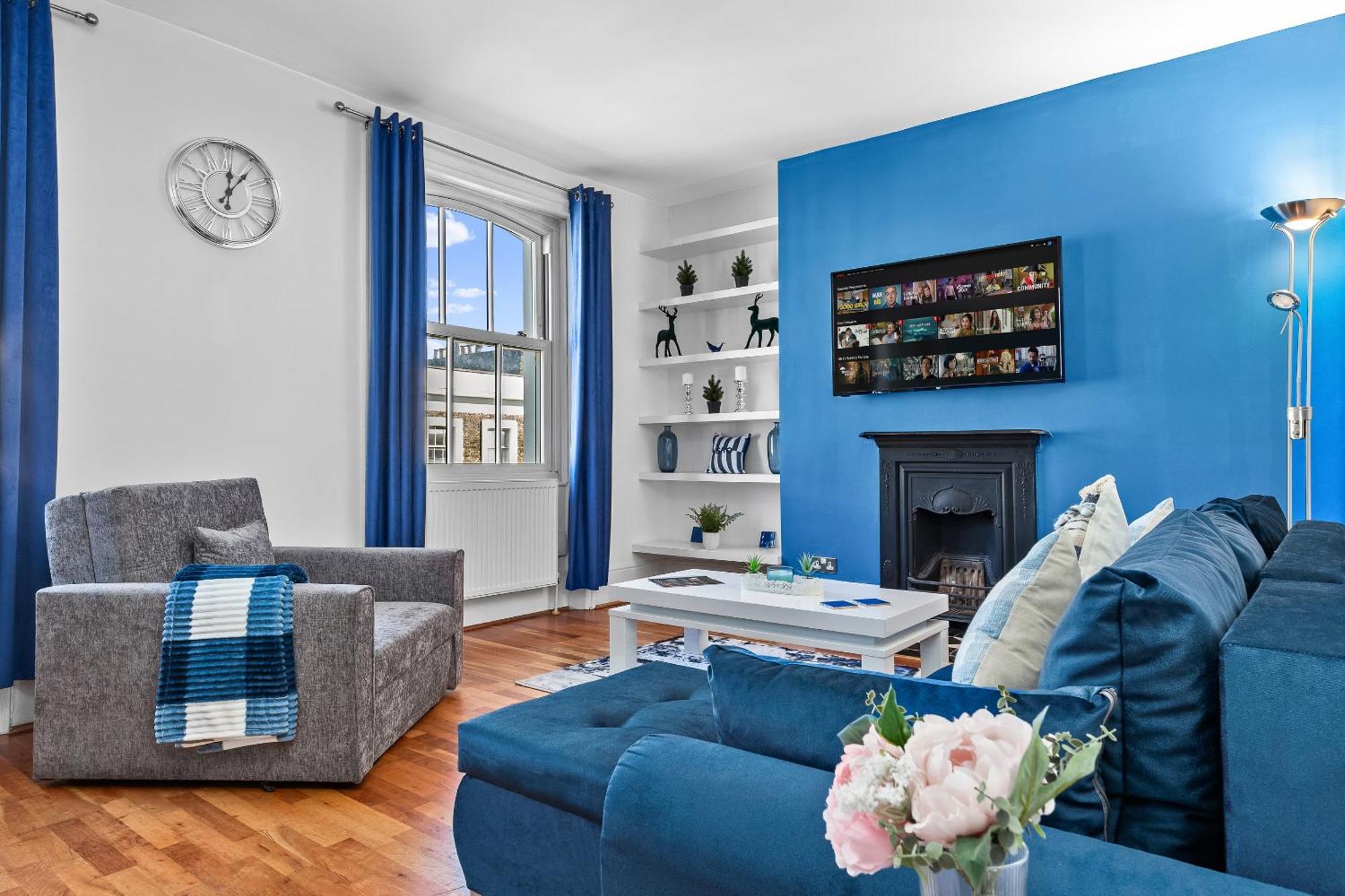 Balcony Blue Theme 1 Bedroom Central London Luxury Flat Near Hyde Park! Accommodates Up To 6! Double Sofa Bed And Next To Station! Экстерьер фото