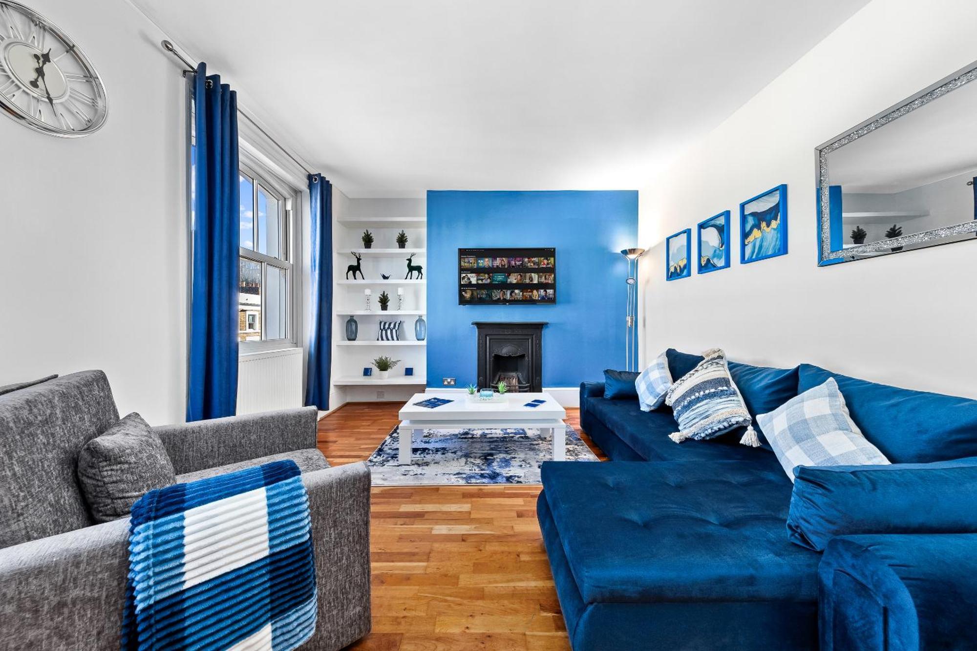 Balcony Blue Theme 1 Bedroom Central London Luxury Flat Near Hyde Park! Accommodates Up To 6! Double Sofa Bed And Next To Station! Экстерьер фото