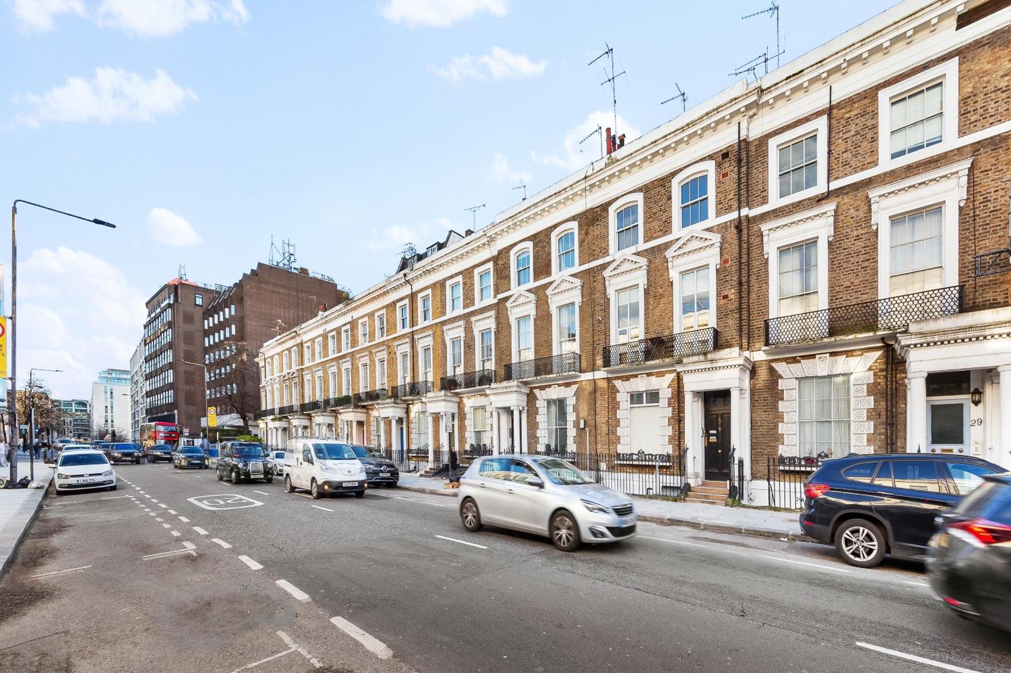 Balcony Blue Theme 1 Bedroom Central London Luxury Flat Near Hyde Park! Accommodates Up To 6! Double Sofa Bed And Next To Station! Экстерьер фото