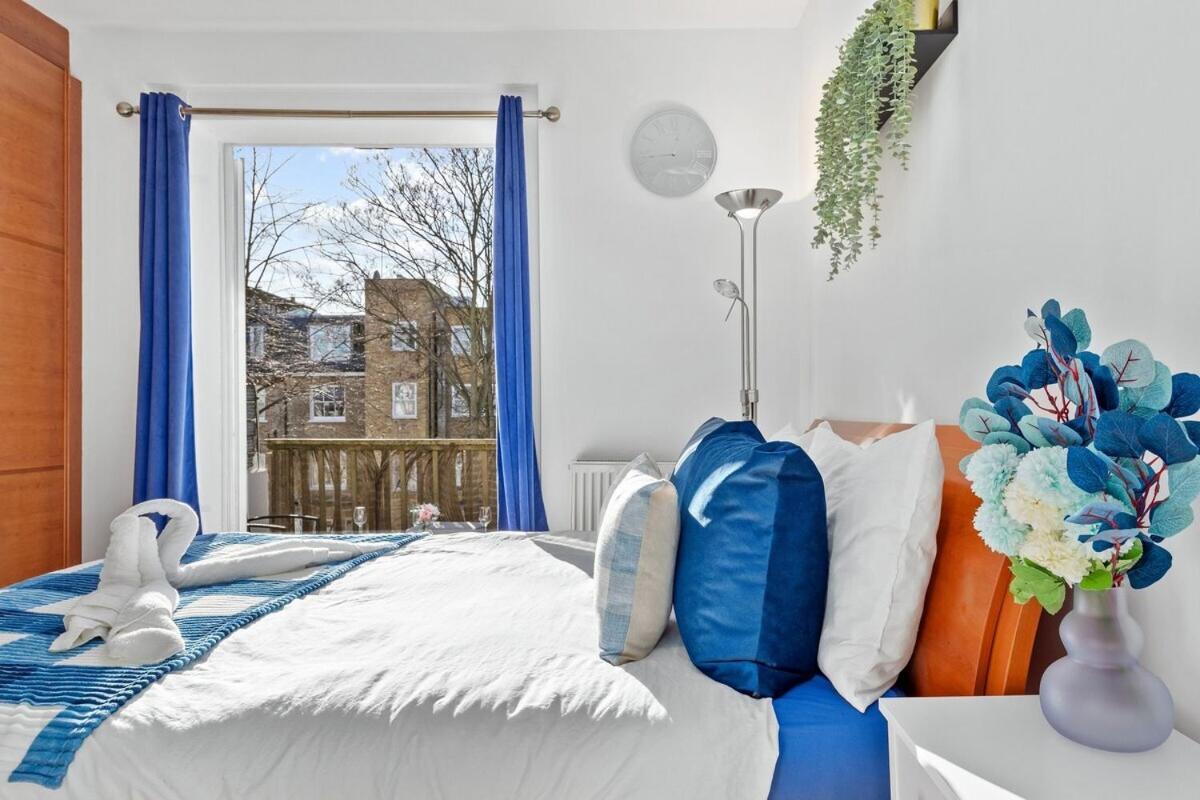 Balcony Blue Theme 1 Bedroom Central London Luxury Flat Near Hyde Park! Accommodates Up To 6! Double Sofa Bed And Next To Station! Экстерьер фото