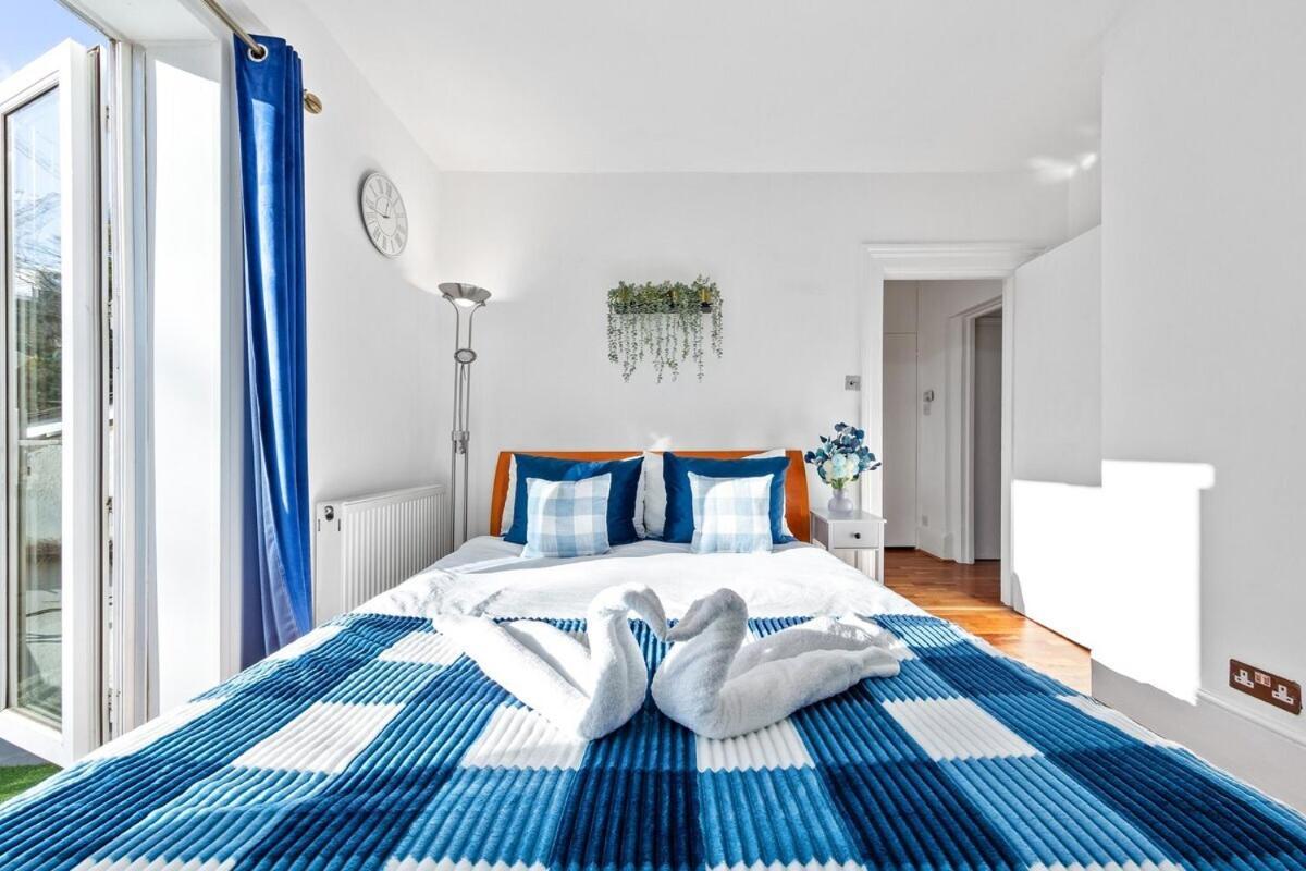 Balcony Blue Theme 1 Bedroom Central London Luxury Flat Near Hyde Park! Accommodates Up To 6! Double Sofa Bed And Next To Station! Экстерьер фото