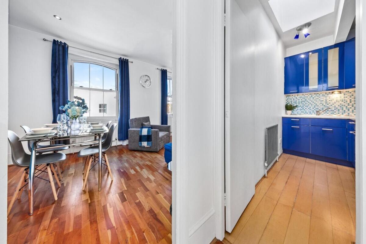 Balcony Blue Theme 1 Bedroom Central London Luxury Flat Near Hyde Park! Accommodates Up To 6! Double Sofa Bed And Next To Station! Экстерьер фото