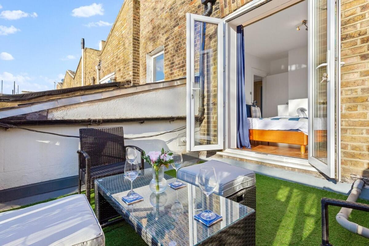 Balcony Blue Theme 1 Bedroom Central London Luxury Flat Near Hyde Park! Accommodates Up To 6! Double Sofa Bed And Next To Station! Экстерьер фото